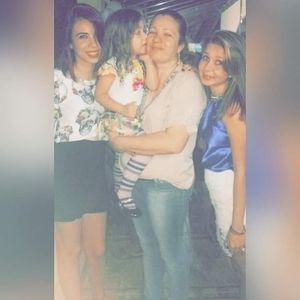 Meet your Posher, Nelia